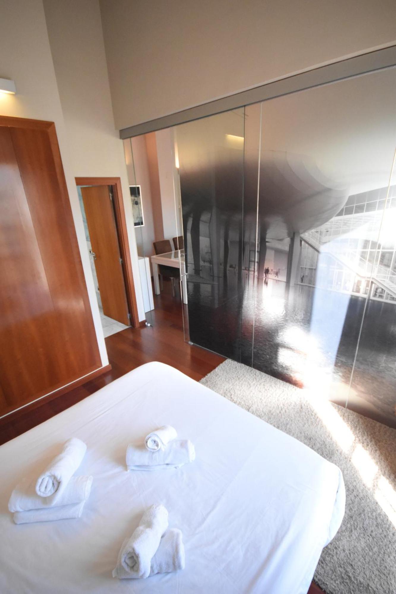 Precioso Apartamento En La Plaza Del Tossal Valência Quarto foto